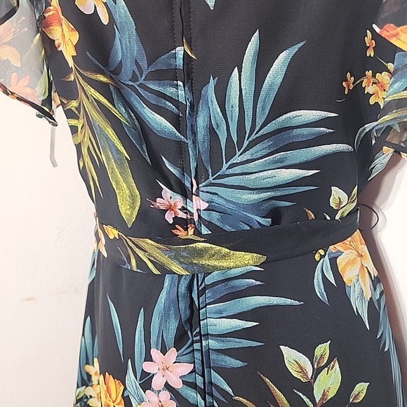 🆕️By & By Juniors Floral Tropical Hi Low Print Flutter Sleeve Dress 11 - Picture 9 of 15